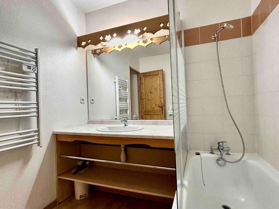 Studio confortable avec parking et animaux admis - FR-1-629-139 Apartment in Samoëns