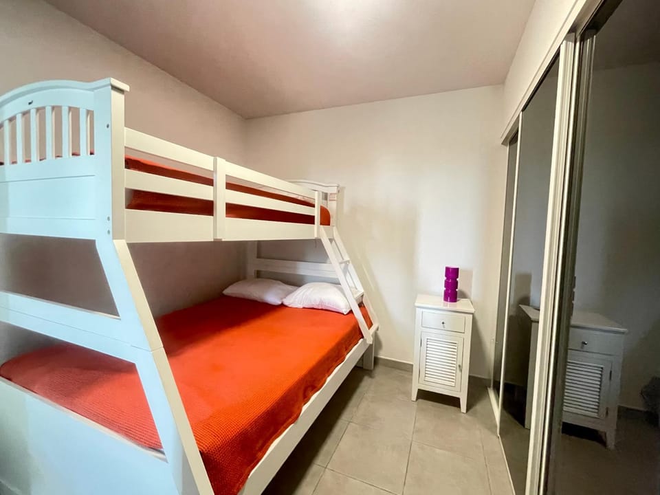 Appartement 3 pièces cosy avec climatisation et garage à Sète - FR-1-338-576 Apartment in Occitanie