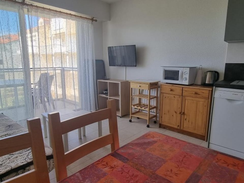 Bel appartement avec 1 chambre, parking, animaux admis, près du golf - FR-1-323-539 Apartment in Saint-Jean-de-Monts