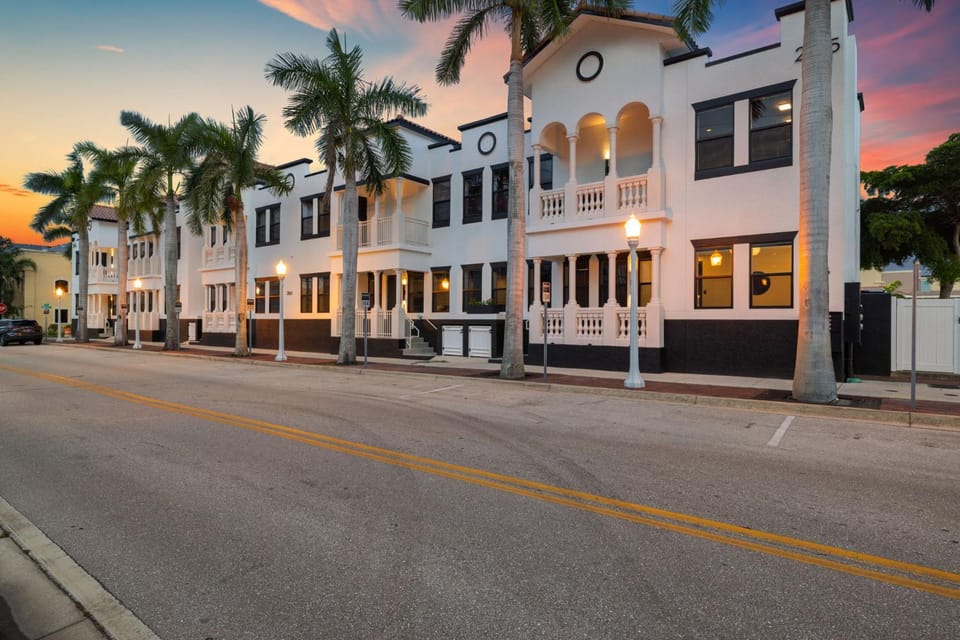 Property building, Street view