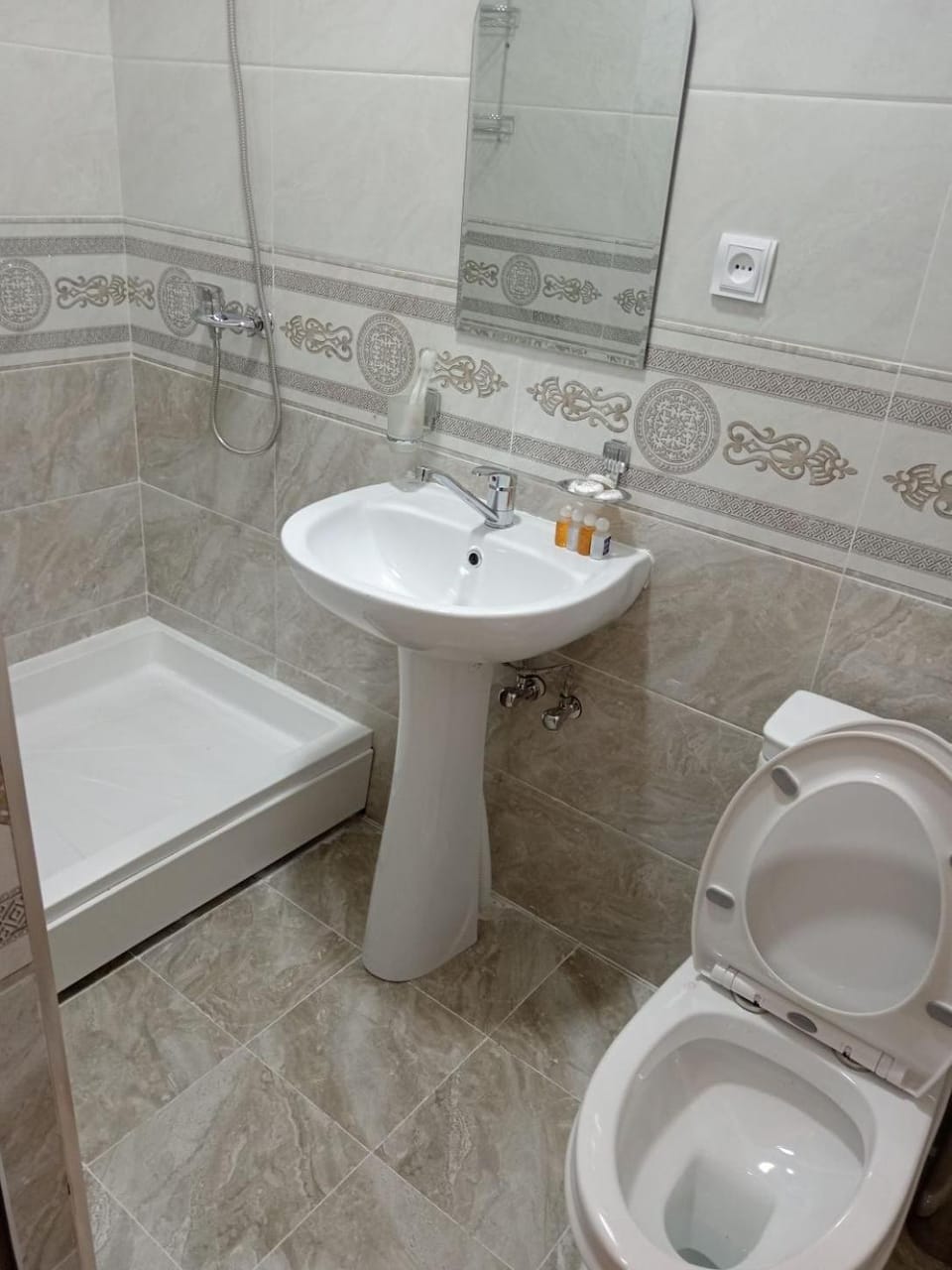 Toilet, Bathroom