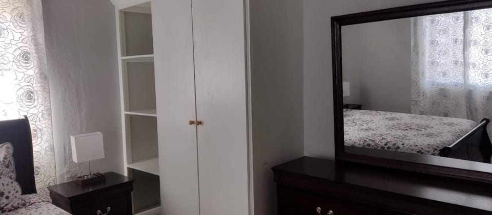 Backstreet BNB Apartment hotel in Leeward Islands