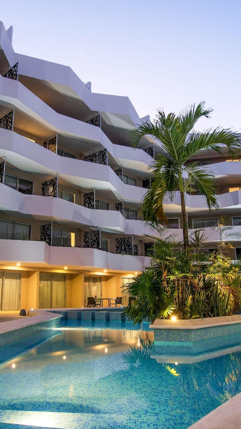 Luxury Condo in central location House in Playa del Carmen