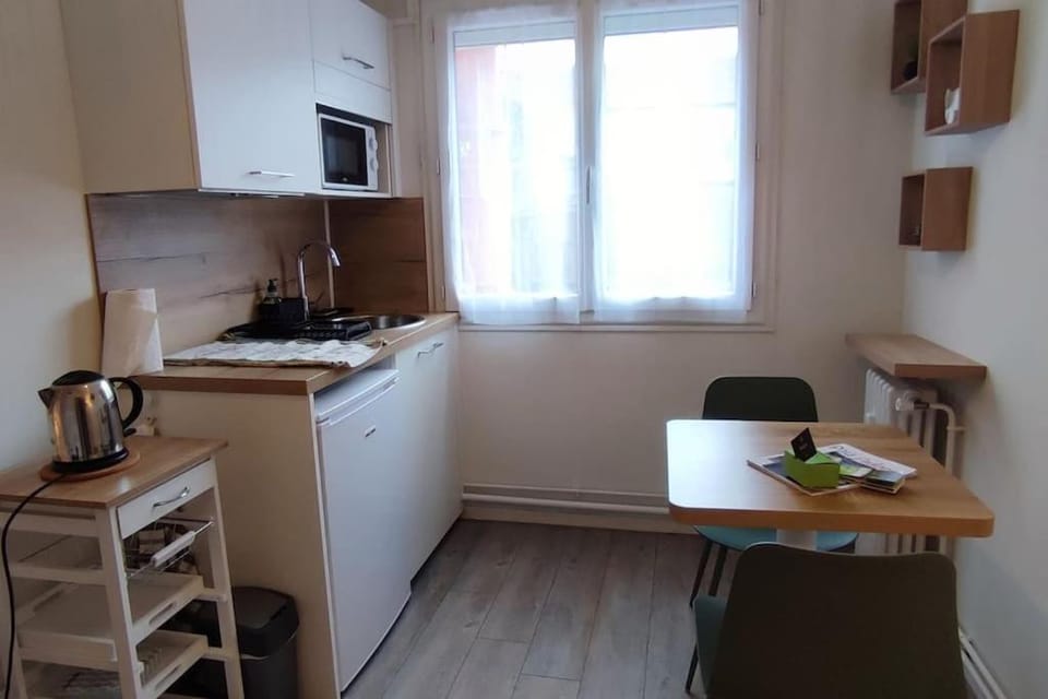 Studio-Heart of town-Bd des Pyrenées-Quiet Apartment in Pau