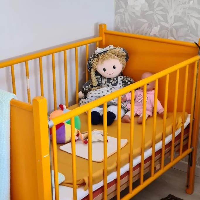 cot