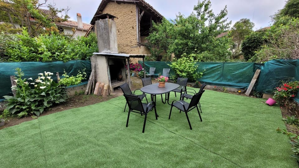 Patio, Balcony/Terrace