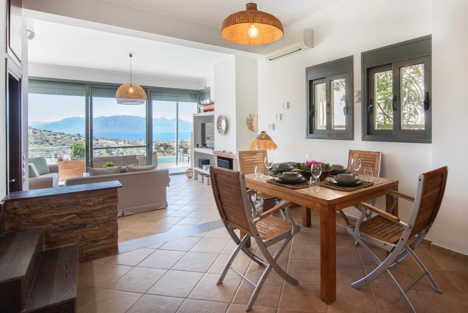 Natural landscape, Living room, Seating area, Dining area, Mountain view