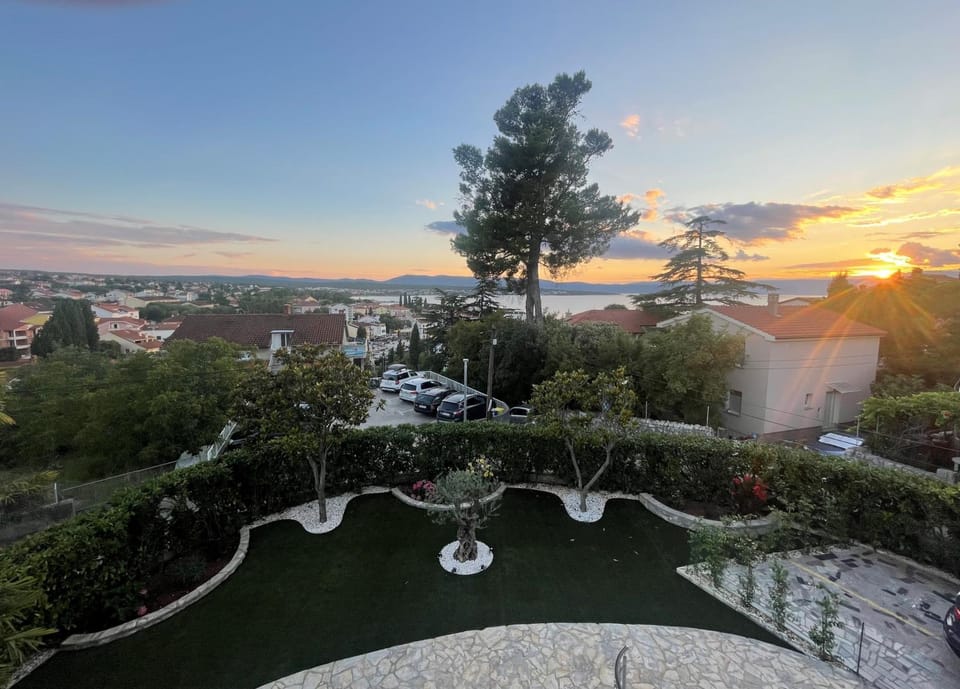 Day, Natural landscape, Bird's eye view, City view, Garden view, Sea view, Sunset