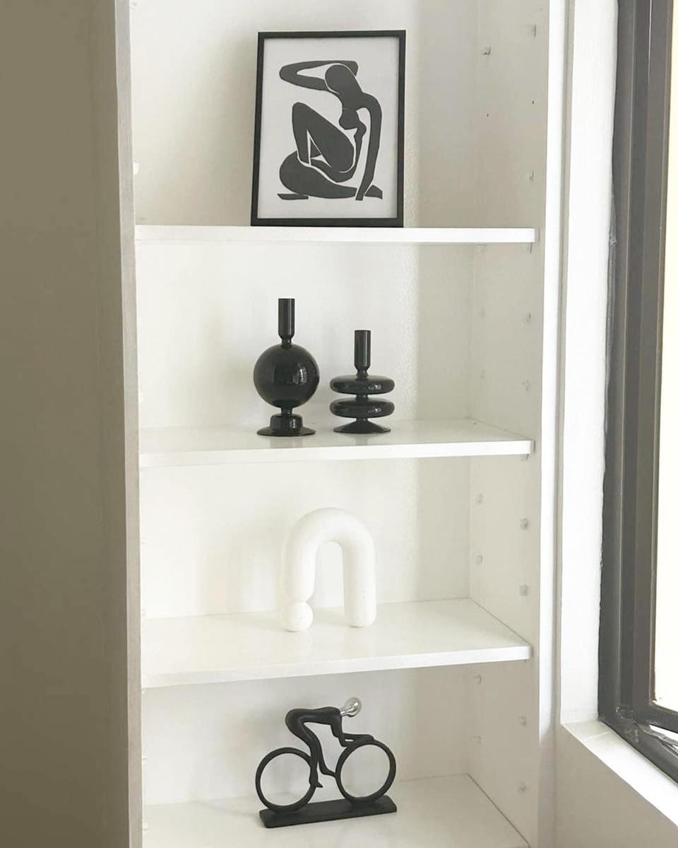 Relax in style: Modern Airbnb and Netflix Apartment in Makati
