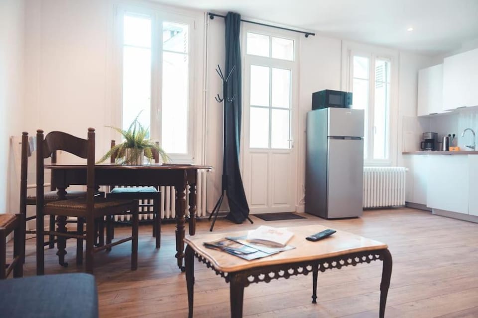 L'Etape - La Maison des amis House in Tours
