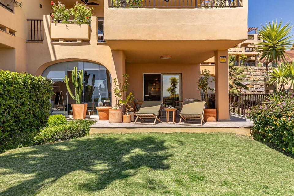 Patio, Garden, Garden view