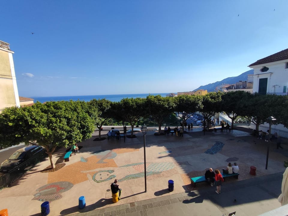 Nearby landmark, Day, People, Natural landscape, Sea view