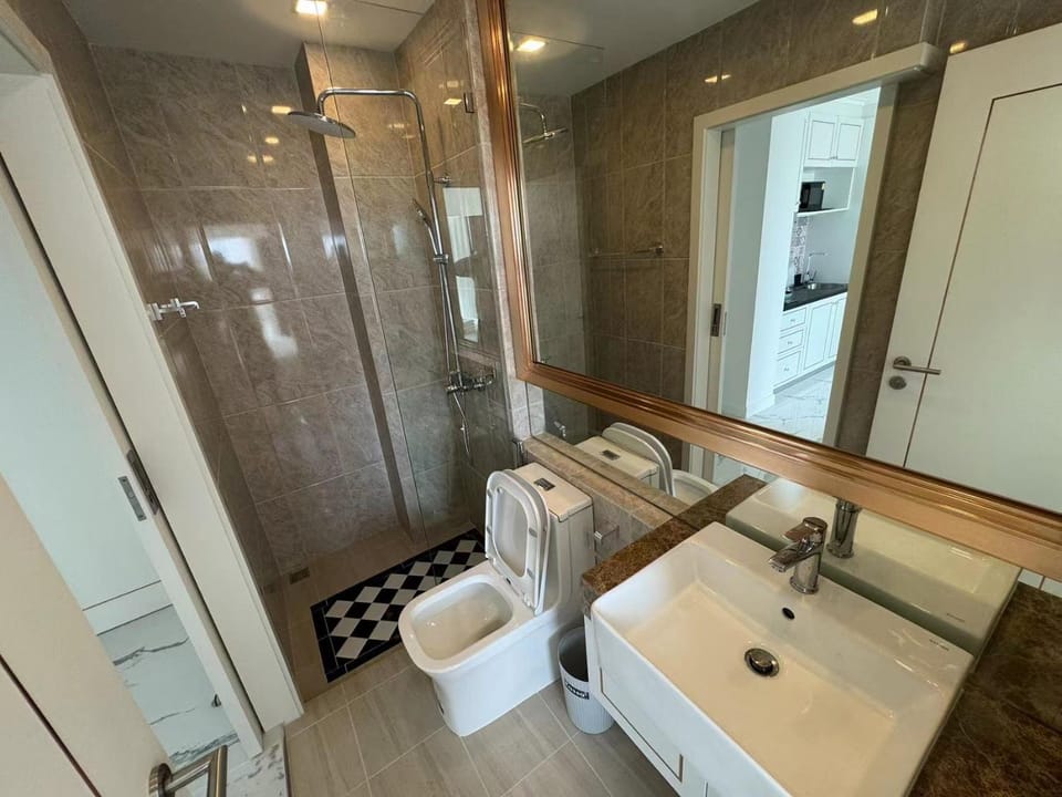 Shower, Bathroom