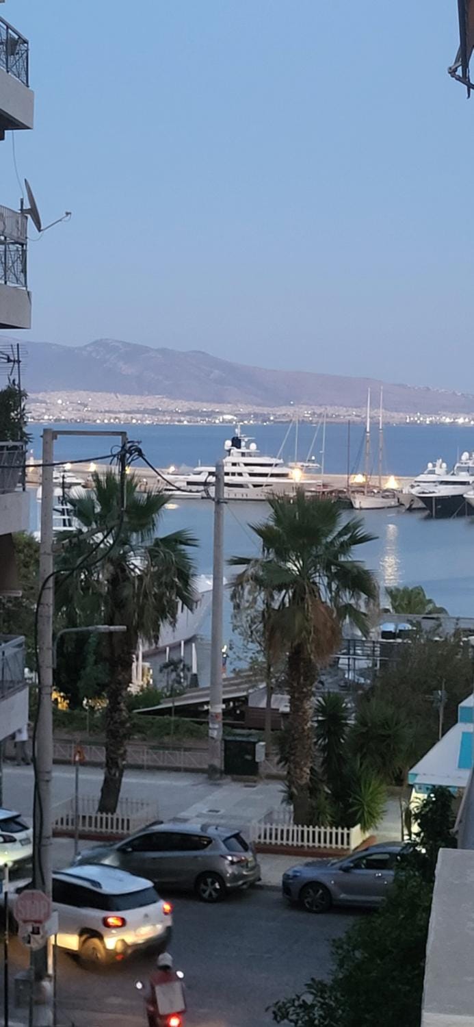 Neighbourhood, Sea view