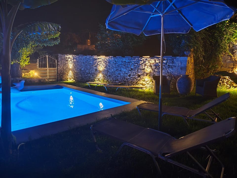 Kourtsa Traditional Home With Private Pool House in Crete