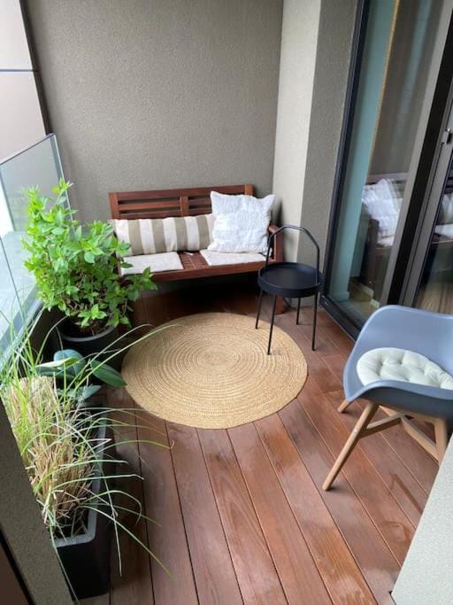 Skypark 1 with free parking Apartment in Bratislava