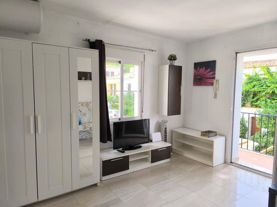 Estudio a 50mt del mar, Zona Palacio de Congresos - Apto 4 Apartment in Costa del Sol