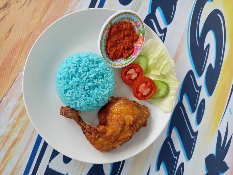 Gili Davidoff Upstairs Budget And Deluxe Hotel in Pemenang