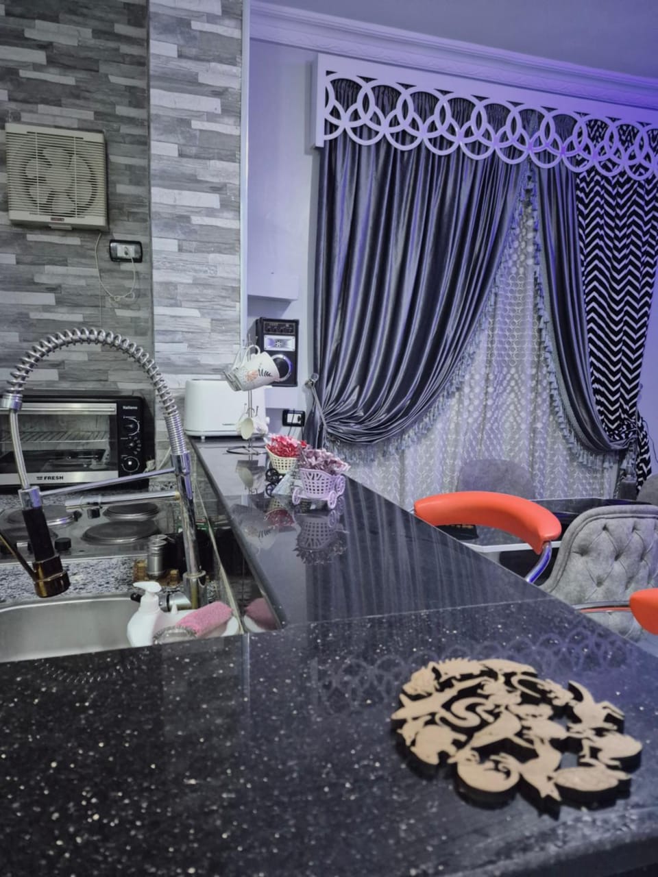 Kitchen or kitchenette