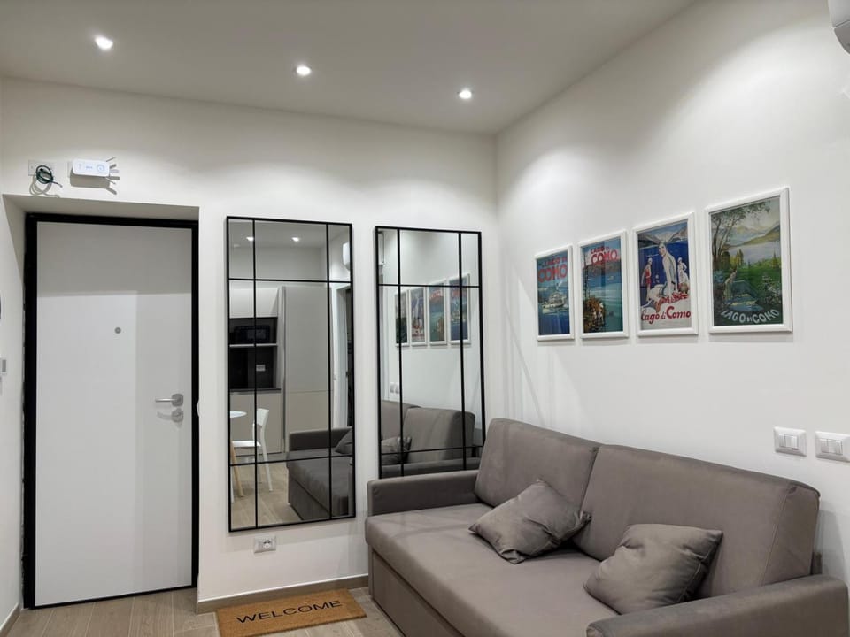 Bella Como Holiday Apartment Apartment in Como