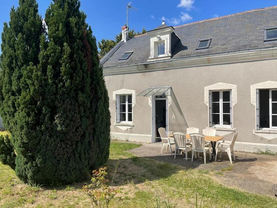 Maison bord de Loire House in Gennes-Val-de-Loire