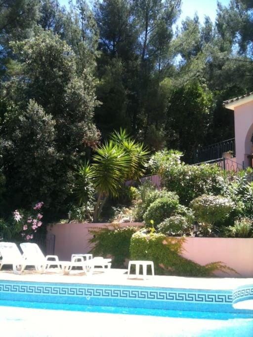 Villa Cap Benat piscine vue mer Villa in Bormes-les-Mimosas