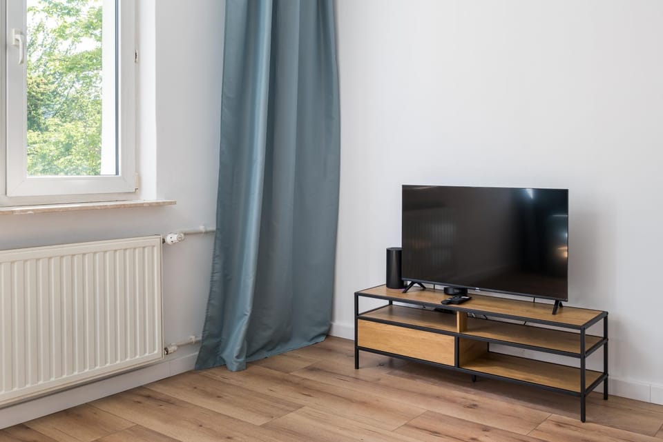 Communal lounge/ TV room, TV and multimedia, Evening entertainment