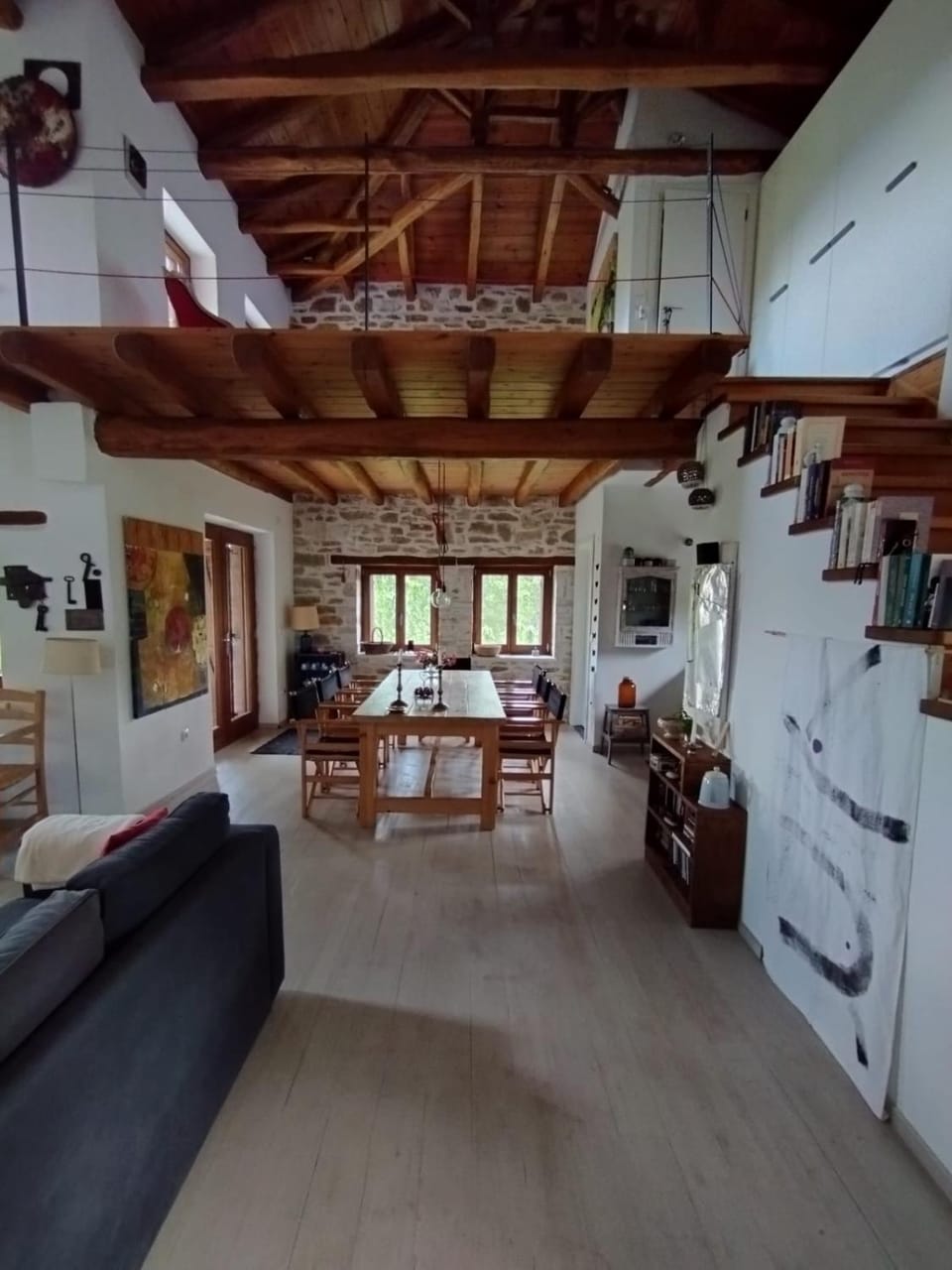 Seating area, Dining area