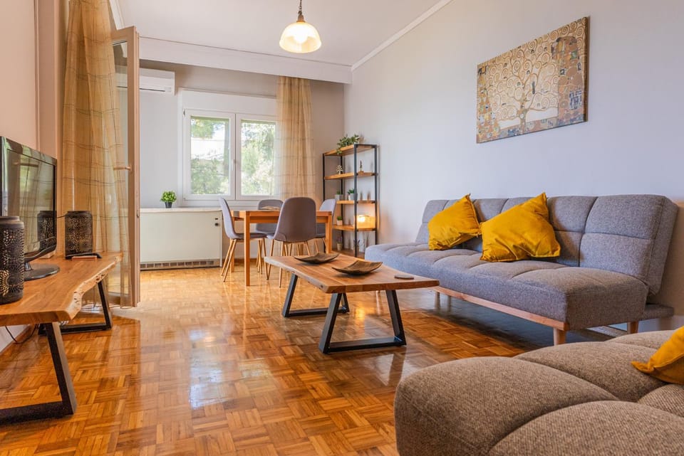 Balcony by the bay Apartment in Kavala, Greece