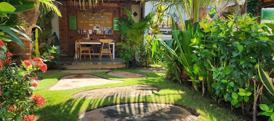 Patio, Garden, Garden view