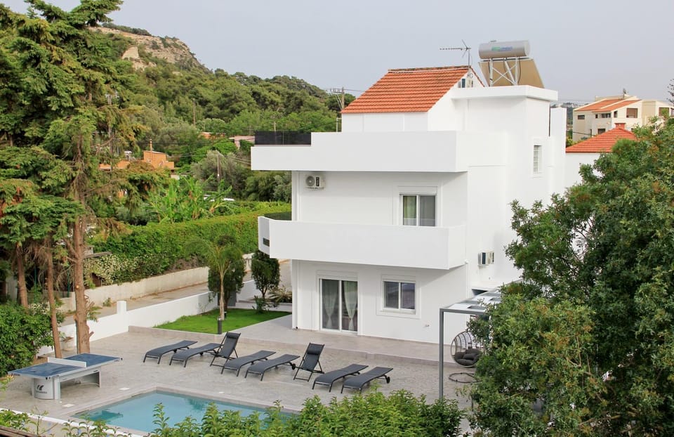 Property building, Swimming pool