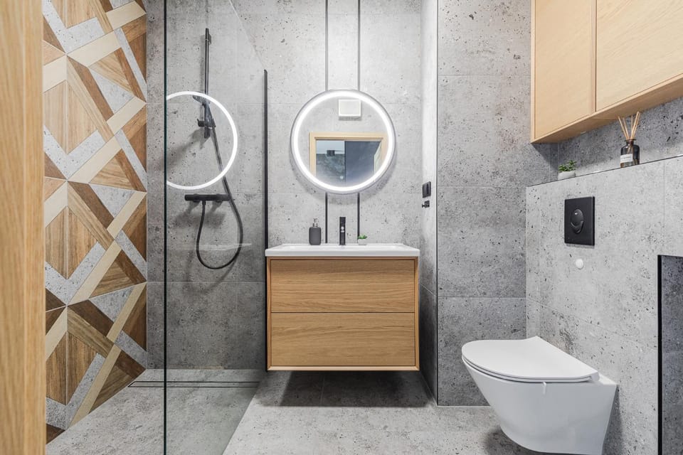 Shower, Toilet, Bathroom
