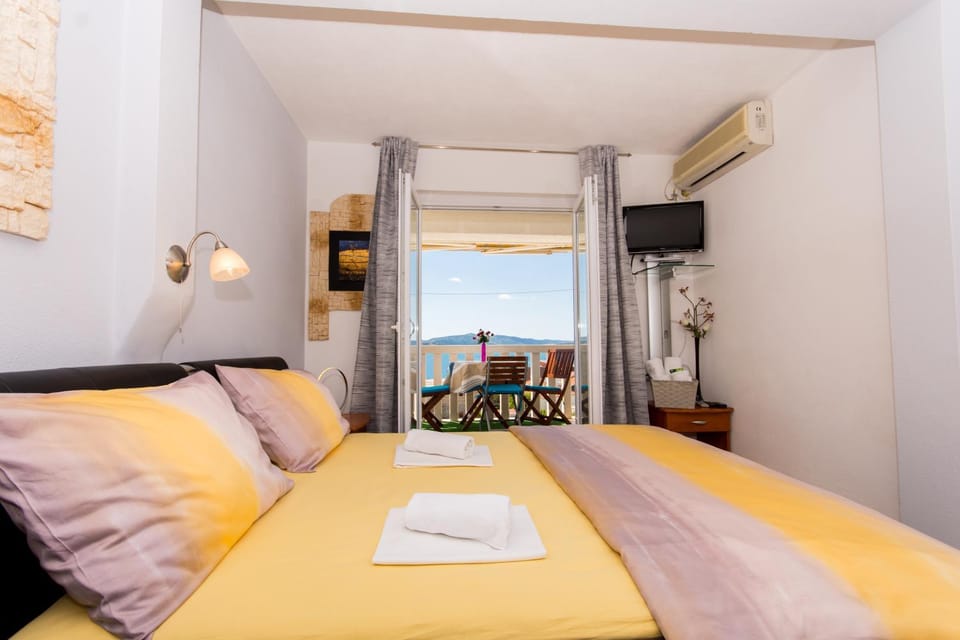 104 luxsor Apartment in Okrug Gornji