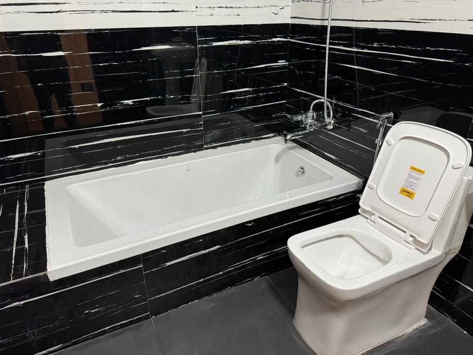 Bathroom, Bath