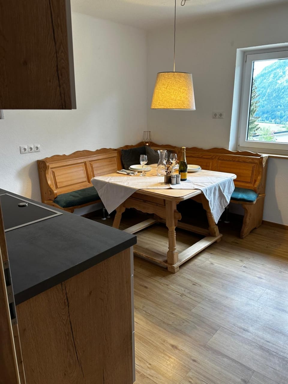 Seating area, Dining area