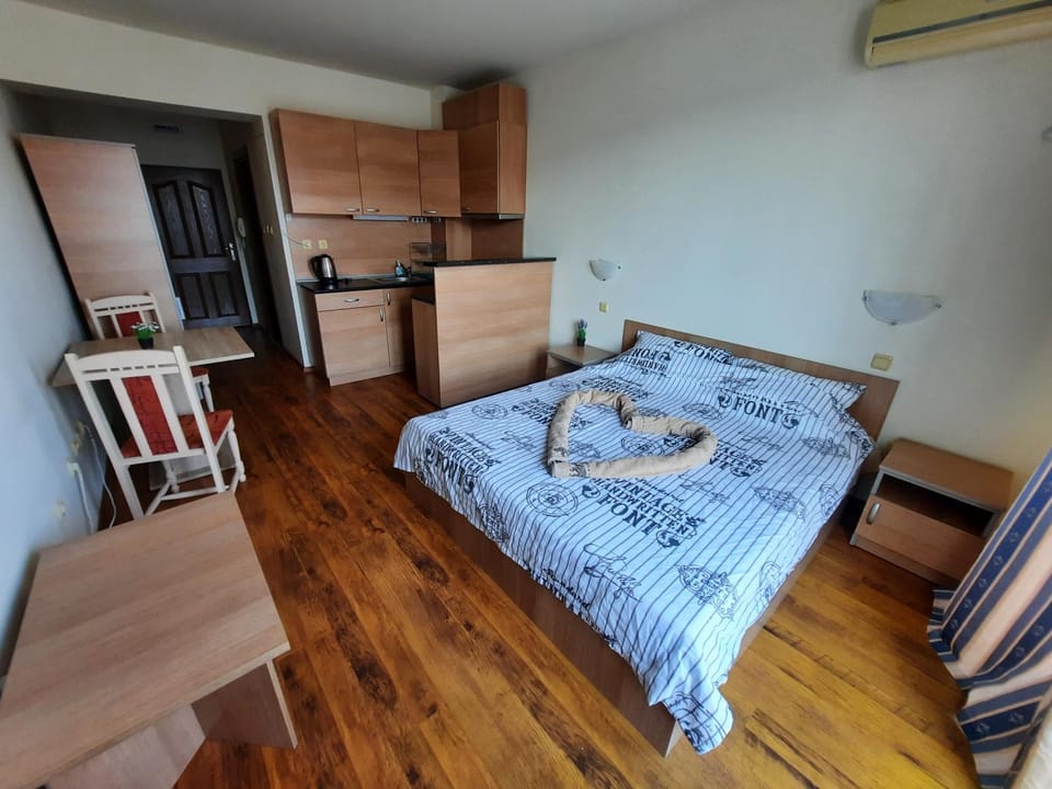 Апатаменти за гости Sunshine и Glory Apartment in Burgas Province