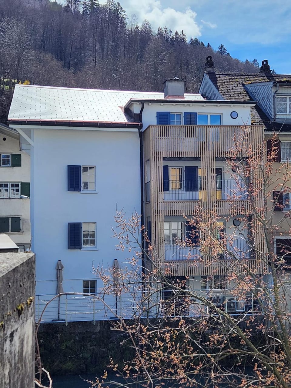 Property building, Restaurant/places to eat, Facade/entrance, Natural landscape, Skiing, Hiking, Cycling, Mountain view, River view, Supermarket/grocery shop, Parking, ATM, currency exchange, hair dresser, laundry, washing machine