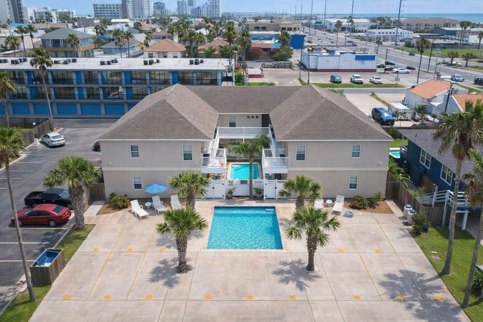 Los Cabos I #5 condo Apartment in South Padre Island