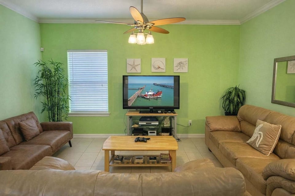 Los Cabos I #5 condo Apartment in South Padre Island