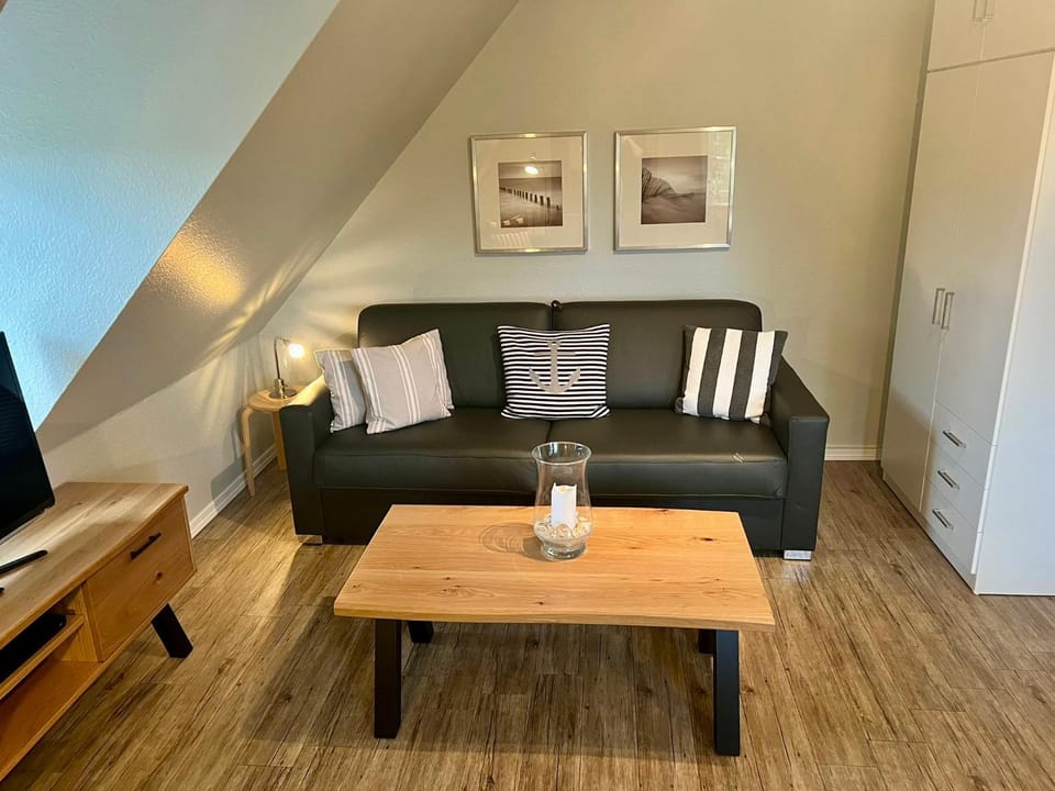 FERIENWOHNUNG HOLST – SYLT (Braderup) Apartment in Wenningstedt-Braderup