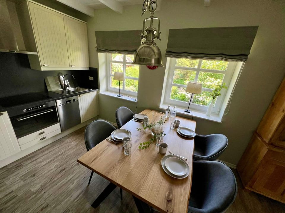 FERIENWOHNUNG HOLST – SYLT (Braderup) Apartment in Wenningstedt-Braderup
