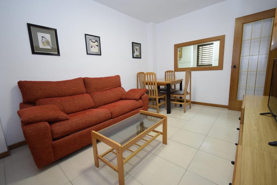 Communal lounge/ TV room, Living room