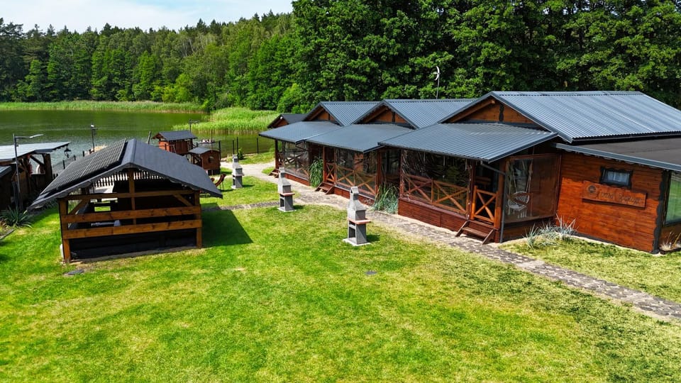 Property building, Natural landscape, BBQ facilities, Garden, pet friendly