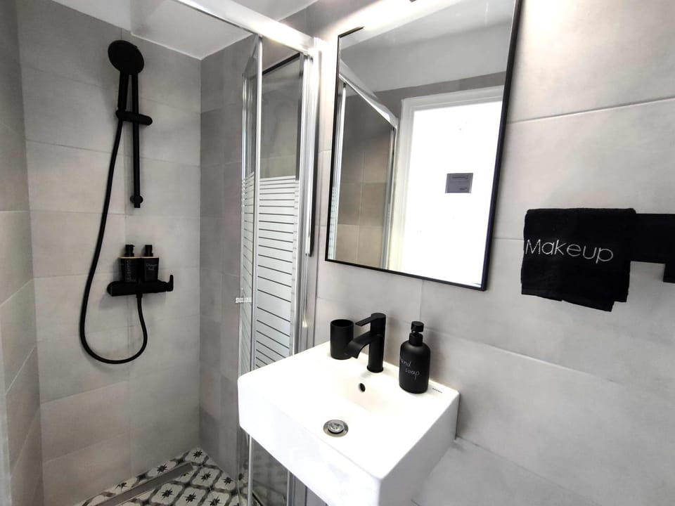Lycabettus Sunshine Loft Apartment in Athens