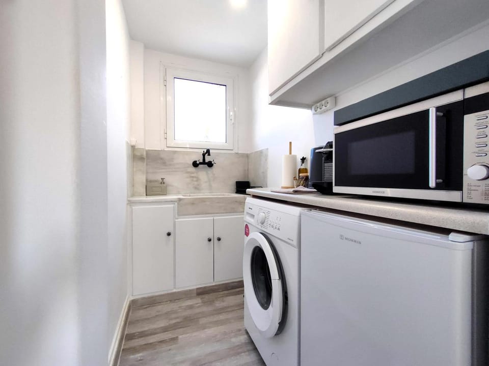 Lycabettus Sunshine Loft Apartment in Athens