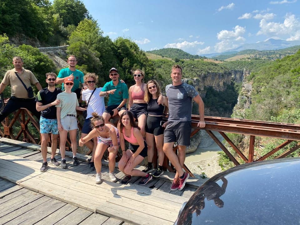 Nearby landmark, Spring, Day, People, Natural landscape, Activities, Lake view, Mountain view, River view, group of guests, Family