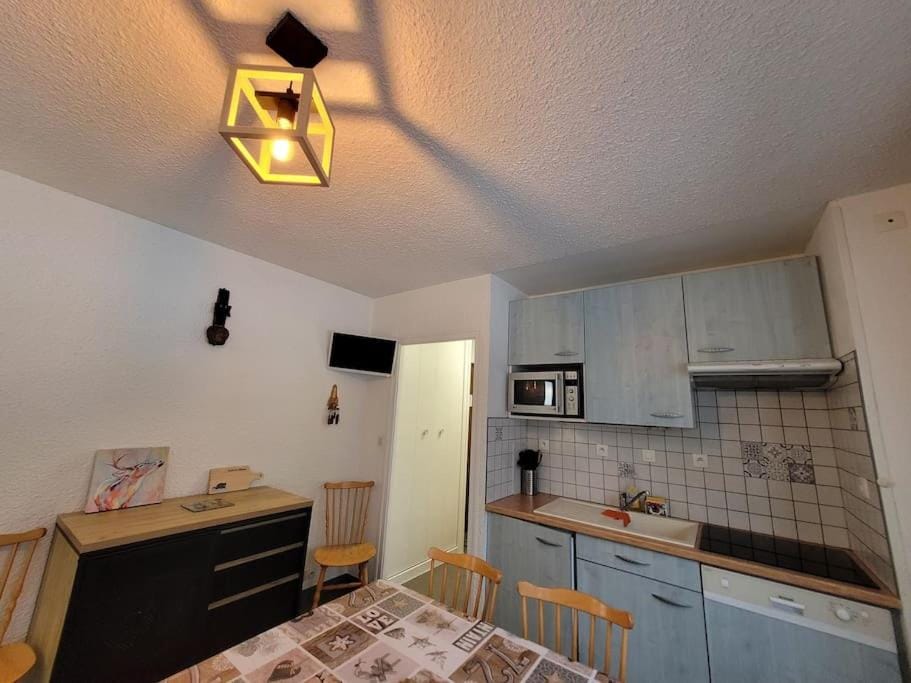 Bel appartement entre lac et montagne Apartment in Haute-Savoie