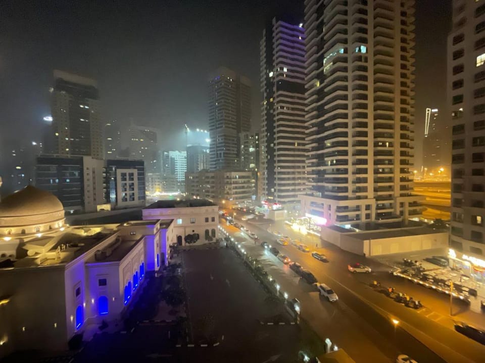 View (from property/room), City view