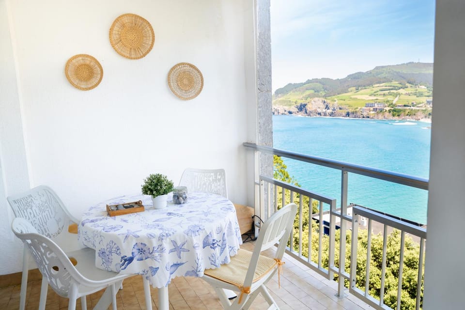 El BALCON DE BAKIO Apartment in Bakio