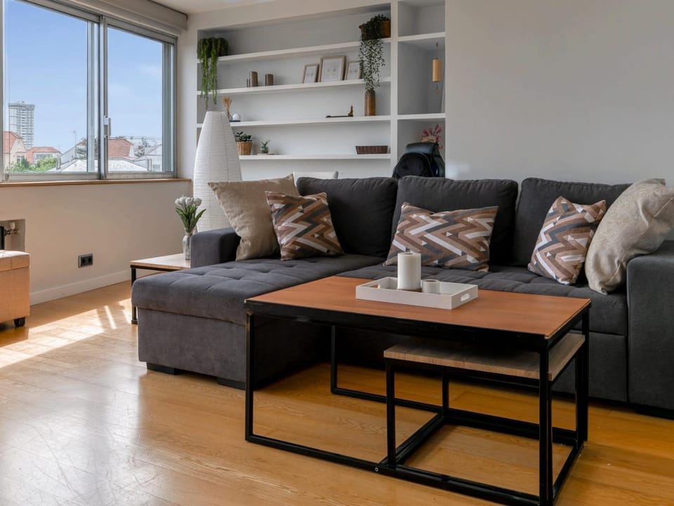 Living room, Seating area, City view